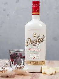 DOOLEY'S WHITE CHOCOLATE CREAM LIQUEUR