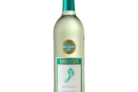 BAREFOOT MOSCATO